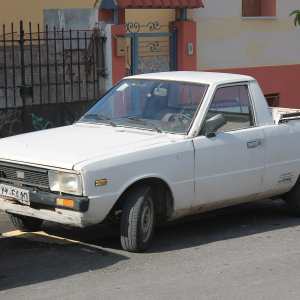 2560px-hyundai_pony_pick_up_truck_15532708451