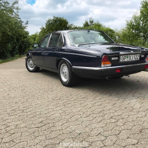 heartbids-jaguar-xj12-2-2048